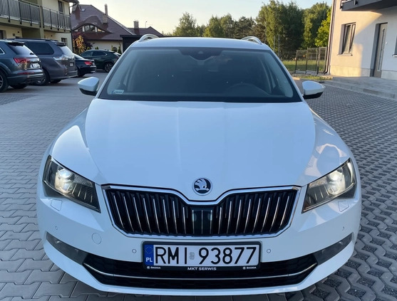 Skoda Superb cena 46000 przebieg: 303000, rok produkcji 2016 z Mielec małe 254